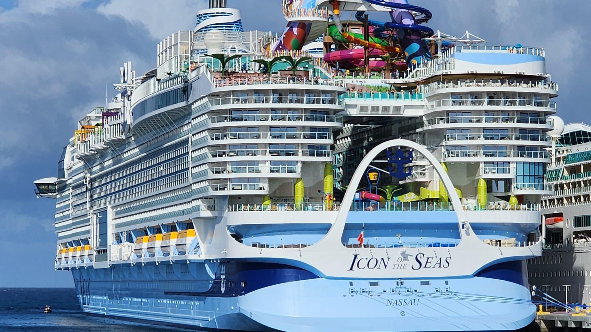 आइकॉन ऑफ द सीज़ (Icon of the Seas) : दुनिया के सबसे बड़े क्रूज़ जहाज़ के बारे में वो सब कुछ जो आपको जानना चाहिए