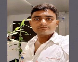 बस्ती जिला के मुंडेरवा मिल में आए दिन किसी न किसी तरह के घोटाले और किसानों के साथ लूट का मामला बढ़ता जा रहा है !