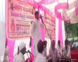 कुदरहा में नाग पंचमी पर गूंजा बिरहा, कलाकारों ने बांधा समां, देर रात तक झूमते रहे श्रोता