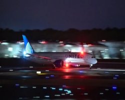 वाशिंगटन एयरपोर्ट पर यूनाइटेड एयरलाइंस के Boeing 787 Dreamliner ने भरी उड़ान, टेकऑफ के तुरंत बाद 'Mayday' कॉल
