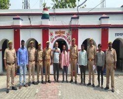 Basti: पांच वारंटियों को गिरफ्तार कर कलवारी पुलिस ने भेजा न्यायालय